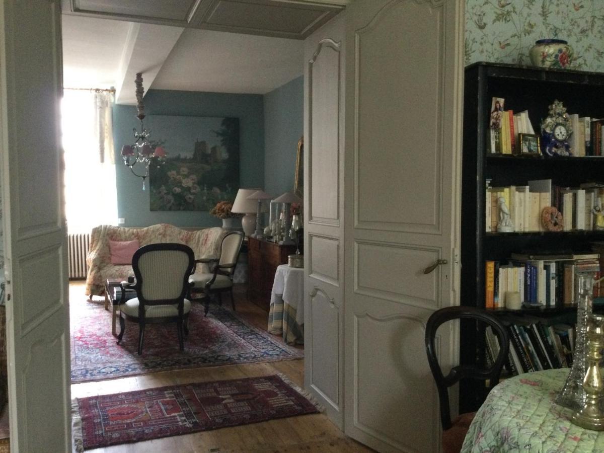 L'Orangerie Du General Bed & Breakfast Saint-Jean-dʼAngély Dış mekan fotoğraf