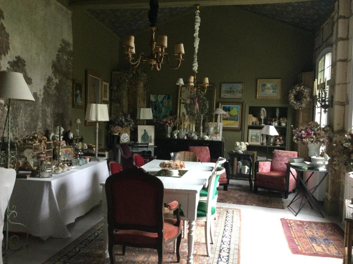 L'Orangerie Du General Bed & Breakfast Saint-Jean-dʼAngély Dış mekan fotoğraf